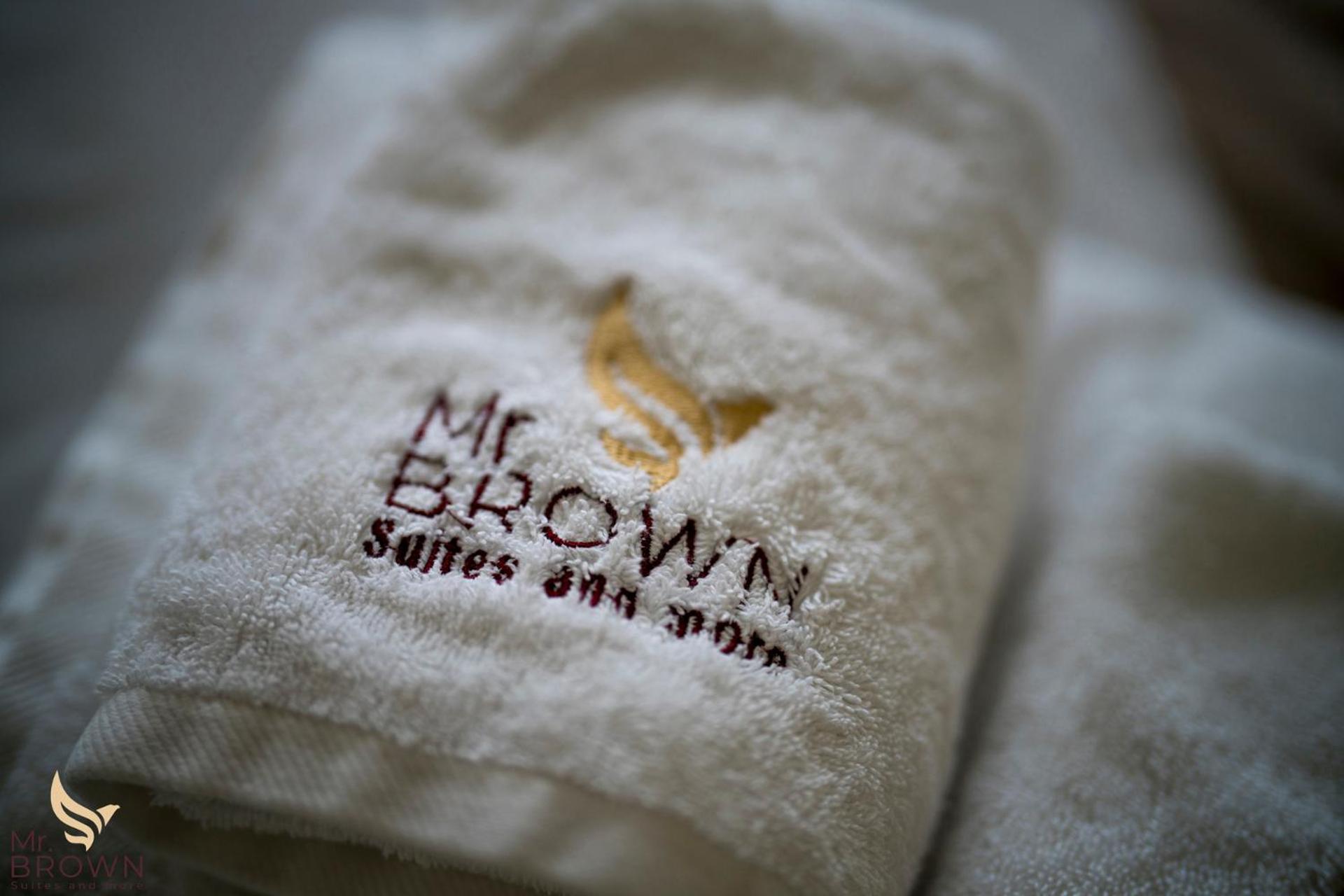 Mr Brown Home And Suites Рим Экстерьер фото